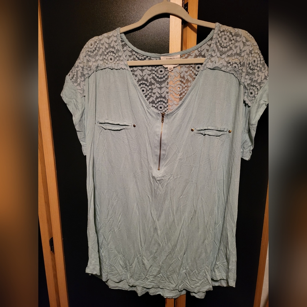 3X Light Blue Lace Accent Top